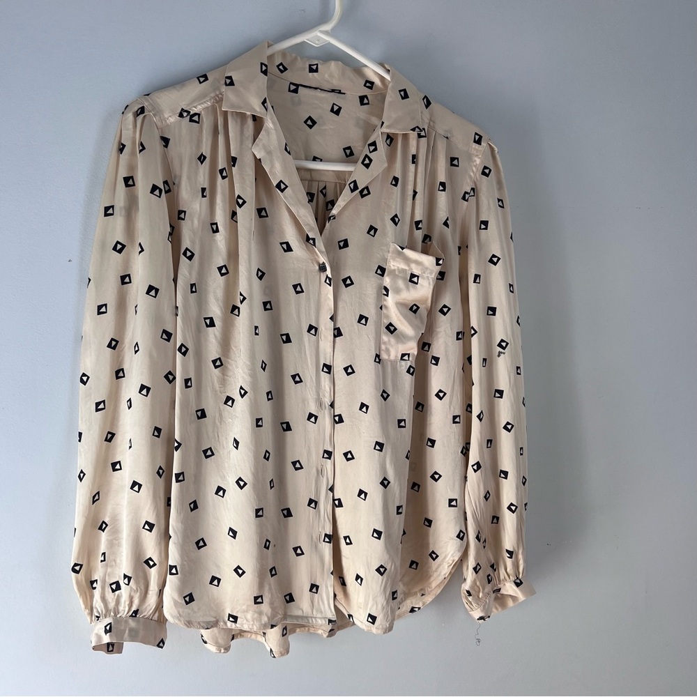 $7 Sale 🩷 100% Silk Vintage Blouse Size Small